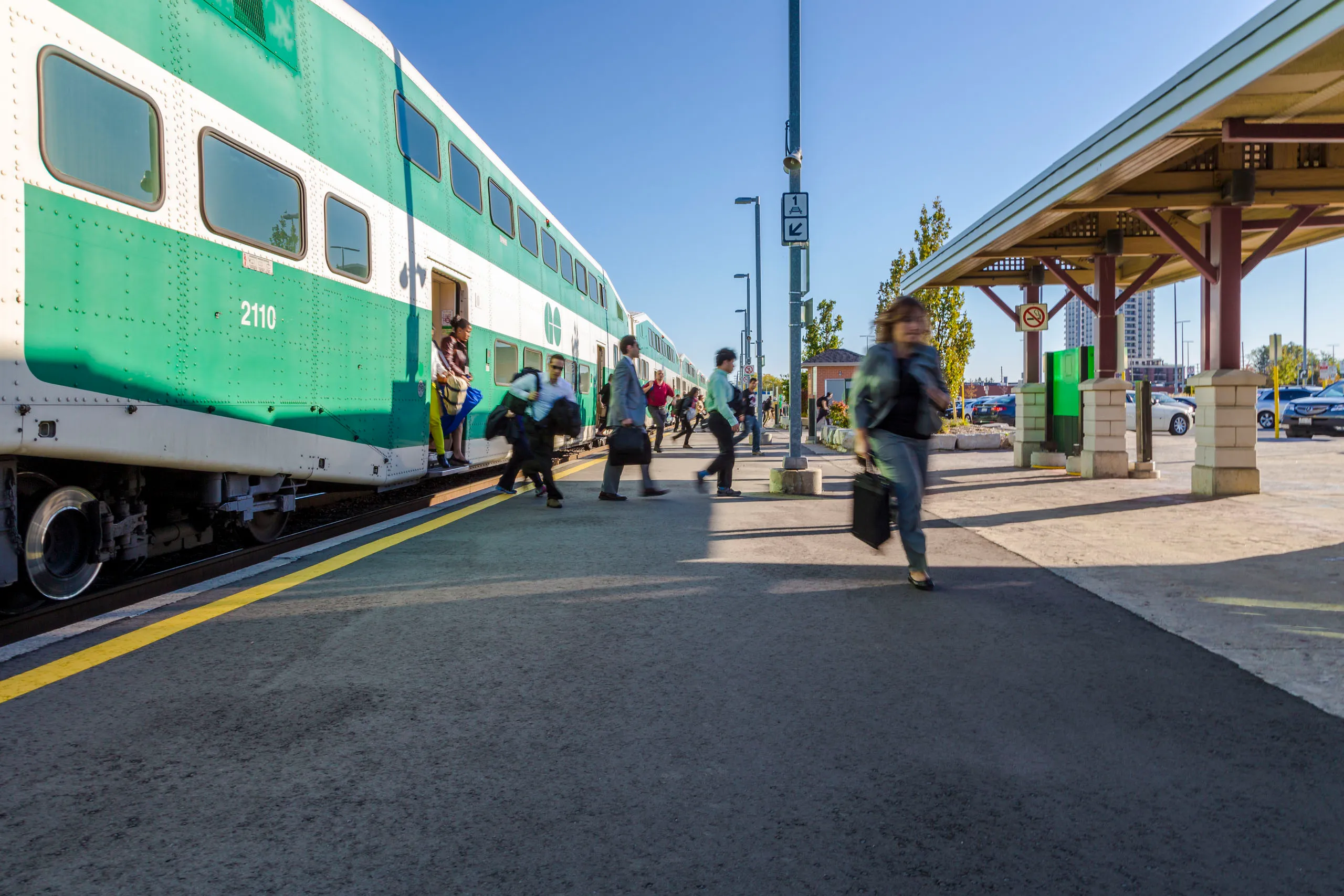 GO Train with Passengers Disembarking